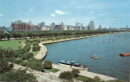 Chicago yacht harbor & skyline